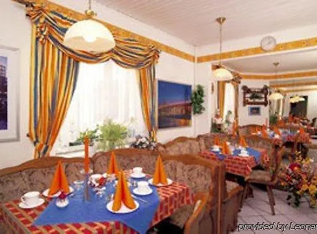 B\u00f6lsche 126 Hotel 3*