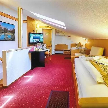 B\u00f6lsche 126 Hotel 3*